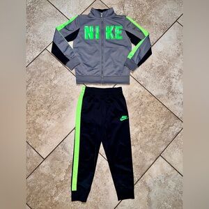 Boys Nike Full-Zip Jacket & Pants 2-Piece Track Suit Set 5T
